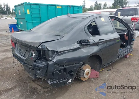 2011 BMW 550I xDrive z USA, uszkodzony, nr VIN WBAFU9C52BC278410